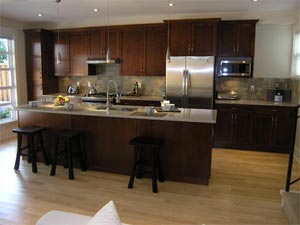 Chef inspired kitchens with stainless, granite, solid wood cabinetry and slate are also standard in every North Vancouver CELO presale town homes that include single family home and duplex style townhouses